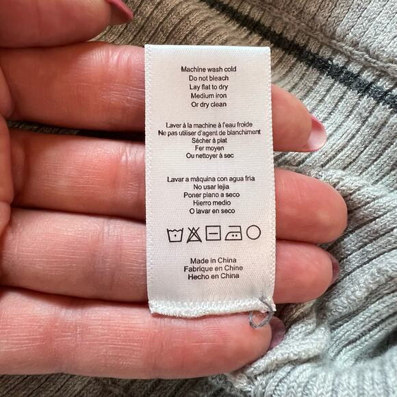 LUNYA Cozy Cotton Silk Ribbed Bike Short Medium Grey Heather Pocket Small NEW - Picture 10 of 13